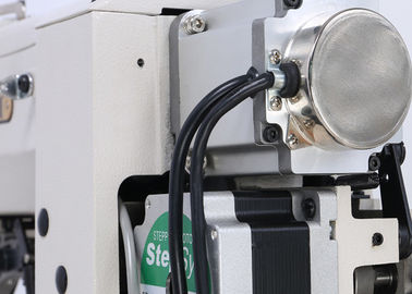 Zabezpieczanie tkaniny Maszyna do szycia Bartack AC Servo Motor 750W Power DP X 17 Needle dostawca